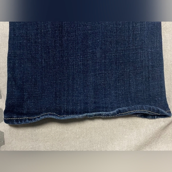 American Eagle  Dark Wash Flare Jeans Size 2 - Picture 3 of 7